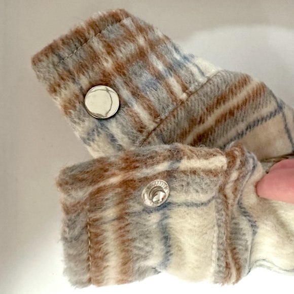 *NEW* Plaid Half Zip Pullover - Picture 8 of 11
